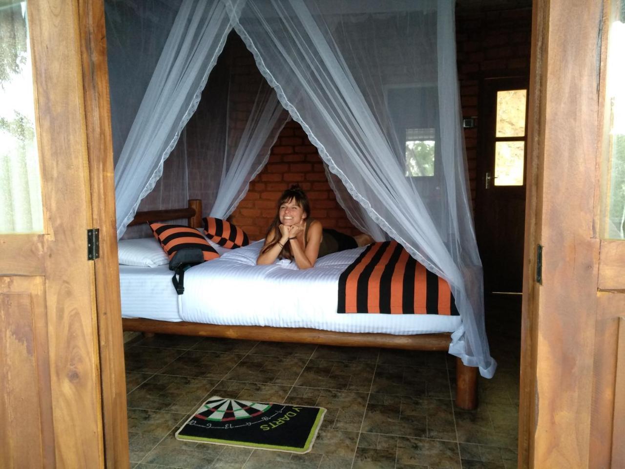 Apurvi Homestay Елла Екстер'єр фото